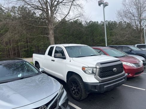Used 2019 Toyota Tundra SR image 3