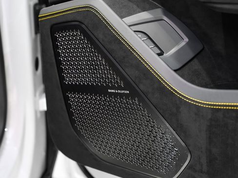 Used 2024 Lamborghini Urus Performante image 56