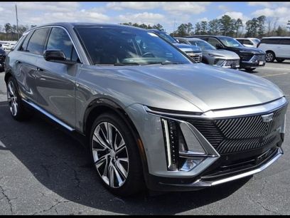 Used 2025 Cadillac Lyriq Luxury w/ LPO, Floor Liner Package