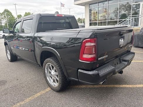 Used 2019 RAM 1500 Laramie AWD/4WD image 11