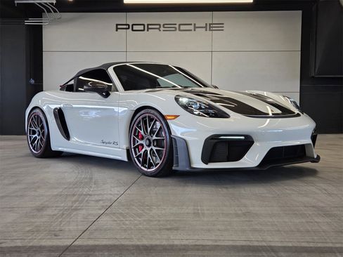 Certified 2025 Porsche 718 Boxster Spyder RS image 27