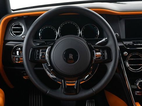 Certified 2023 Rolls-Royce Cullinan AWD/4WD image 36