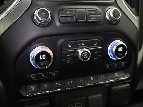 Used 2021 GMC Sierra 3500 Denali AWD/4WD image 23