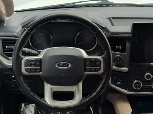 Used 2022 Ford Expedition XLT AWD/4WD image 36