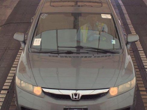 Used 2010 Honda Civic EX image 3