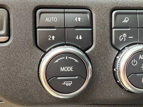 Used 2025 GMC Sierra 1500 Elevation w/ Elevation Premium Package image 44