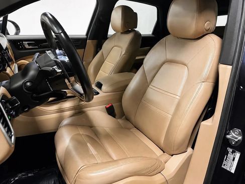Used 2019 Porsche Cayenne S AWD/4WD image 12