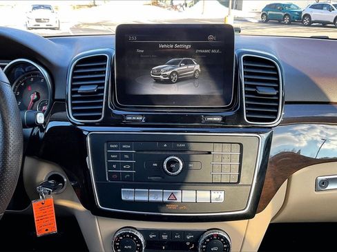 Used 2017 Mercedes-Benz GLE 350 4MATIC image 14