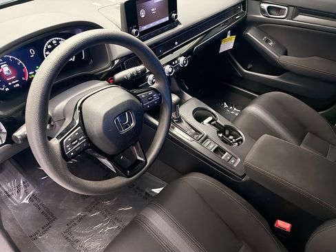 Used 2023 Honda Civic LX image 7