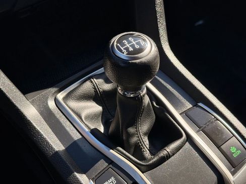 Used 2016 Honda Civic LX image 29