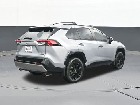 Used 2024 Toyota RAV4 SE AWD/4WD image 15
