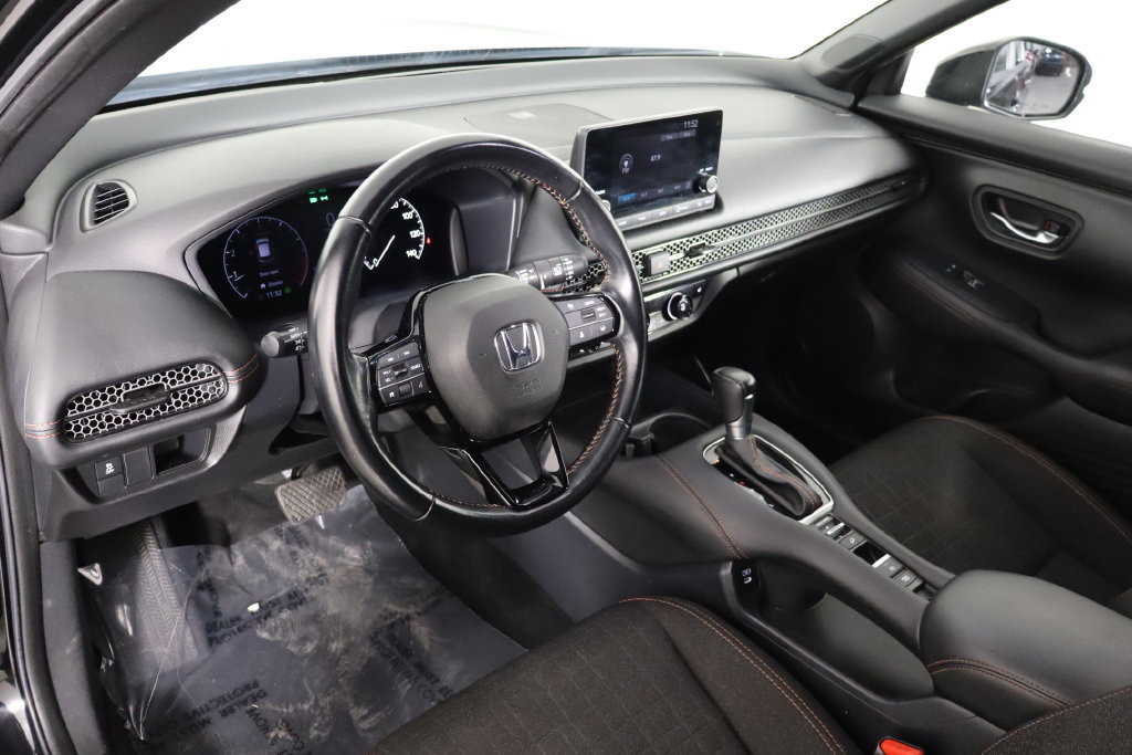 Used 2025 Honda HR-V Sport image 22