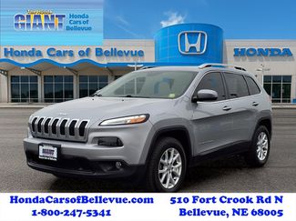 Used 2017 Jeep Cherokee Latitude video 1
