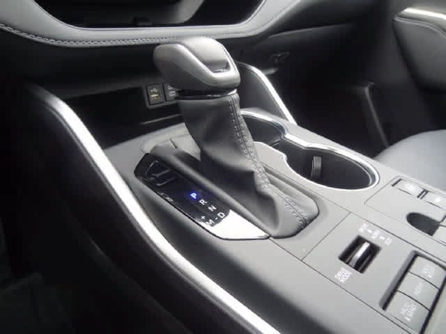 Certified 2026 Toyota Highlander XLE AWD/4WD image 35