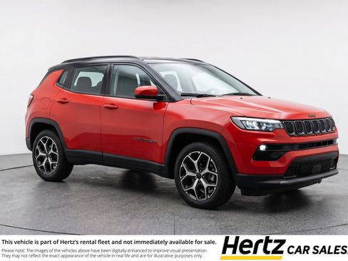 Used 2025 Jeep Compass Limited AWD/4WD image 1