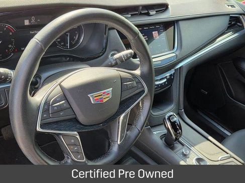 Certified 2022 Cadillac XT5 Premium Luxury AWD/4WD image 15