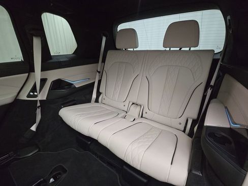 Certified 2025 BMW X7 xDrive40i w/ Executive Package AWD/4WD image 27