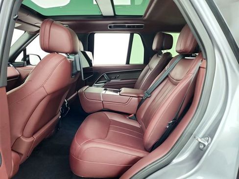 Certified 2023 Land Rover Range Rover Autobiography image 24