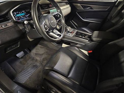 Used 2021 Jaguar F-PACE S image 10