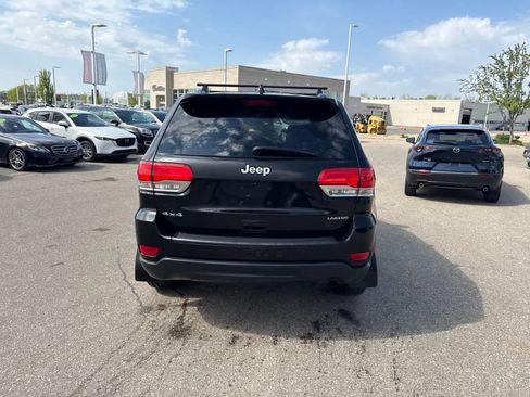 Used 2015 Jeep Grand Cherokee Laredo w/ Quick Order Package 23E AWD/4WD image 6