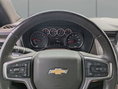 Used 2021 Chevrolet Tahoe LT w/ Luxury Package image 29