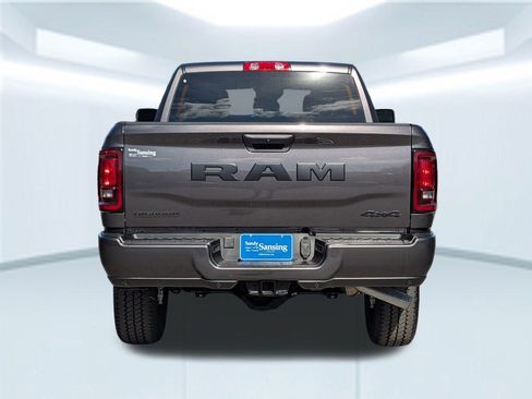 New 2026 RAM 2500 Big Horn AWD/4WD image 6