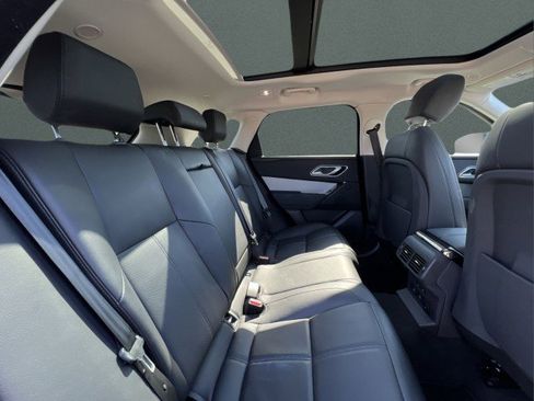 Used 2024 Land Rover Range Rover Velar S image 18