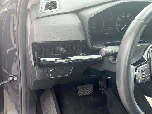 Used 2024 Honda CR-V EX-L image 10
