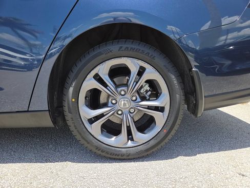 Used 2023 Honda Accord EX image 20