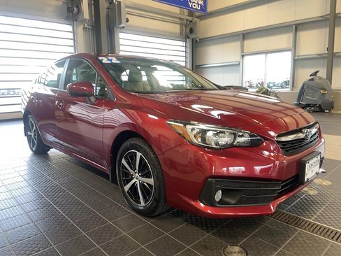 Used 2022 Subaru Impreza 2.0i Premium image 1