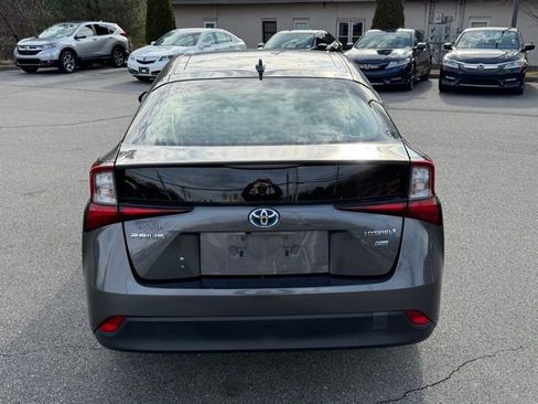 Used 2019 Toyota Prius L Eco image 6