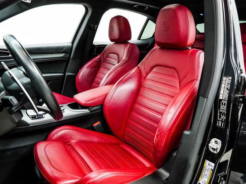 Used 2022 Alfa Romeo Stelvio Veloce image 15