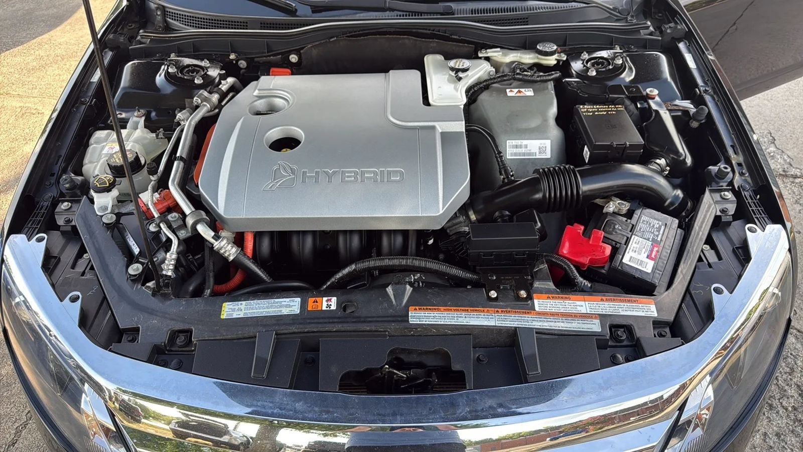 Used 2010 Ford Fusion Hybrid FWD image 24