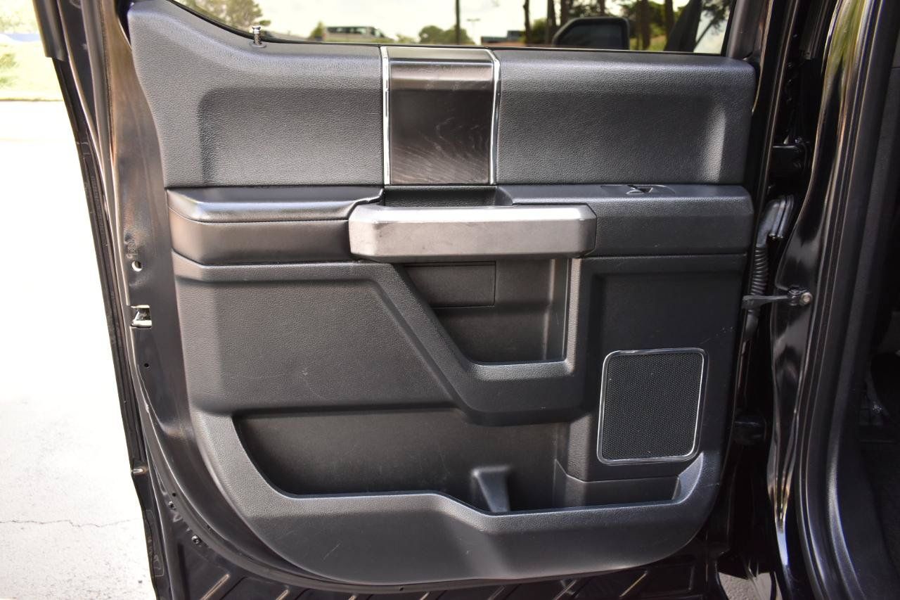 Used 2018 Ford F150 Platinum w/ Equipment Group 701A Luxury AWD/4WD image 38