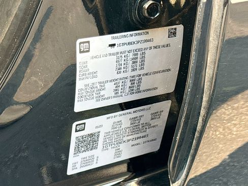 Used 2023 GMC Sierra 1500 SLE AWD/4WD image 32