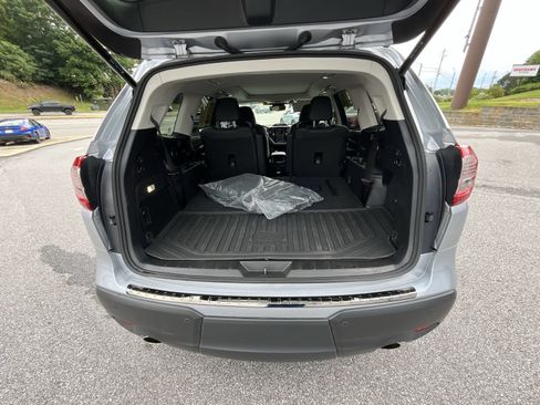Certified 2025 Subaru Ascent Bronze Edition w/ Onyx Package AWD/4WD image 32