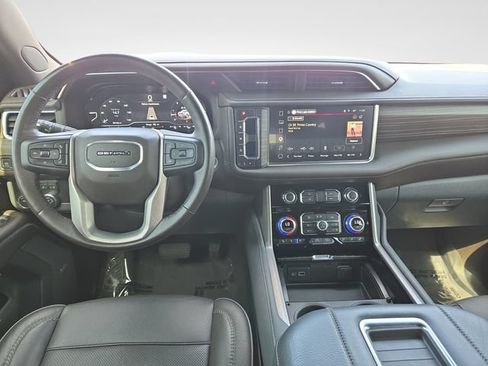 Used 2022 GMC Yukon Denali AWD/4WD image 10