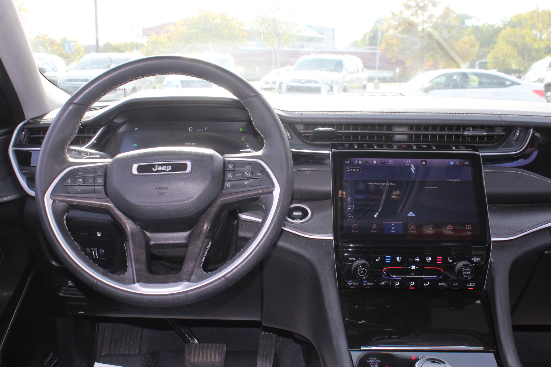 Used 2022 Jeep Grand Cherokee Limited 4xe w/ Luxury Tech Group II AWD/4WD image 26