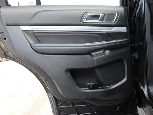 Used 2018 Ford Explorer Sport w/ Equipment Group 401A image 41