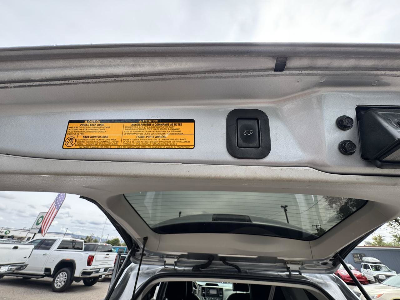 Used 2014 Toyota Sienna SE FWD image 26