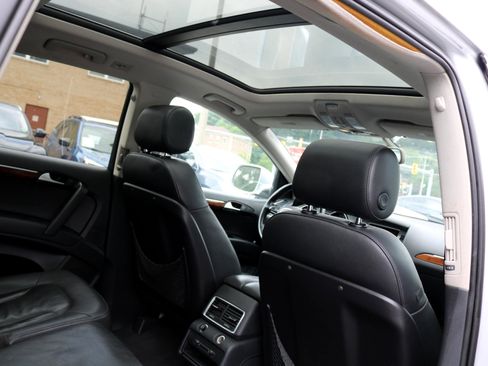Used 2014 Audi Q7 3.0T Premium image 46
