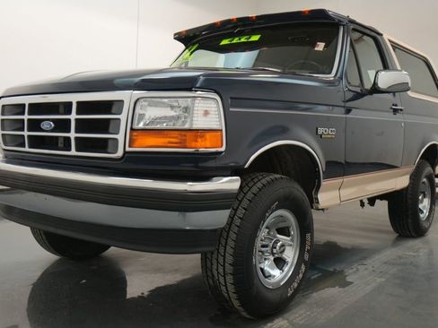 Used 1992 Ford Bronco Eddie Bauer image 11