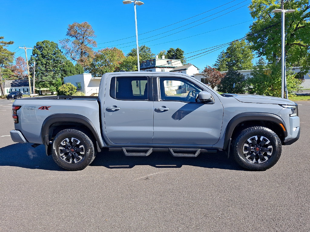Used 2023 Nissan Frontier PRO-4X w/ Pro Convenience Package AWD/4WD image 7