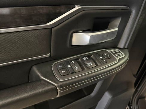 Used 2024 RAM 2500 Big Horn AWD/4WD image 45