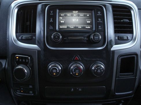 Used 2021 RAM 1500 Classic SLT image 25