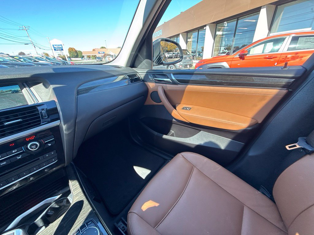Used 2017 BMW X3 xDrive28i AWD/4WD image 26