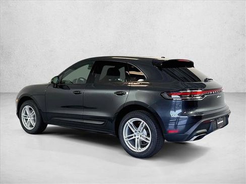 Used 2026 Porsche Macan AWD/4WD image 3