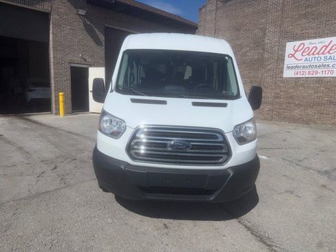 Used 2019 Ford Transit 350 XLT image 8