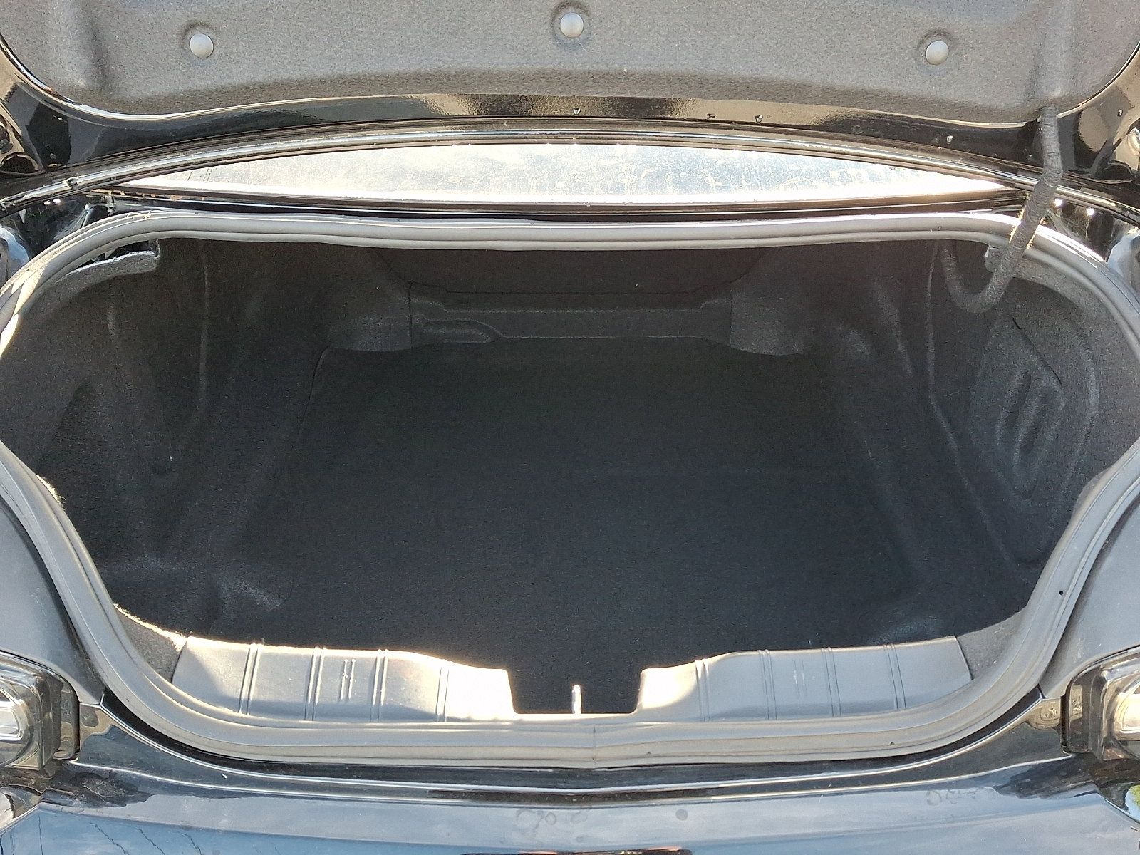 Used 2021 Chevrolet Camaro SS RWD image 20