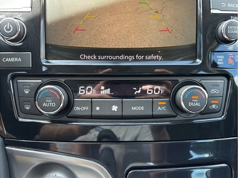 Used 2019 Nissan Maxima 3.5 SV FWD image 28